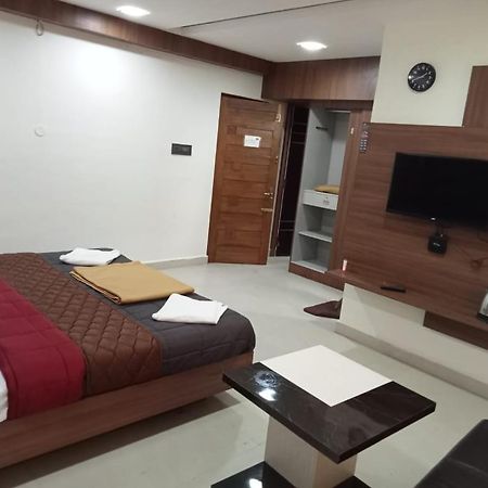 Grand Meridian Vinnamangalam Экстерьер фото