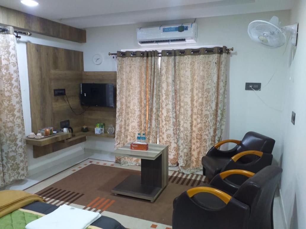 Grand Meridian Vinnamangalam Экстерьер фото