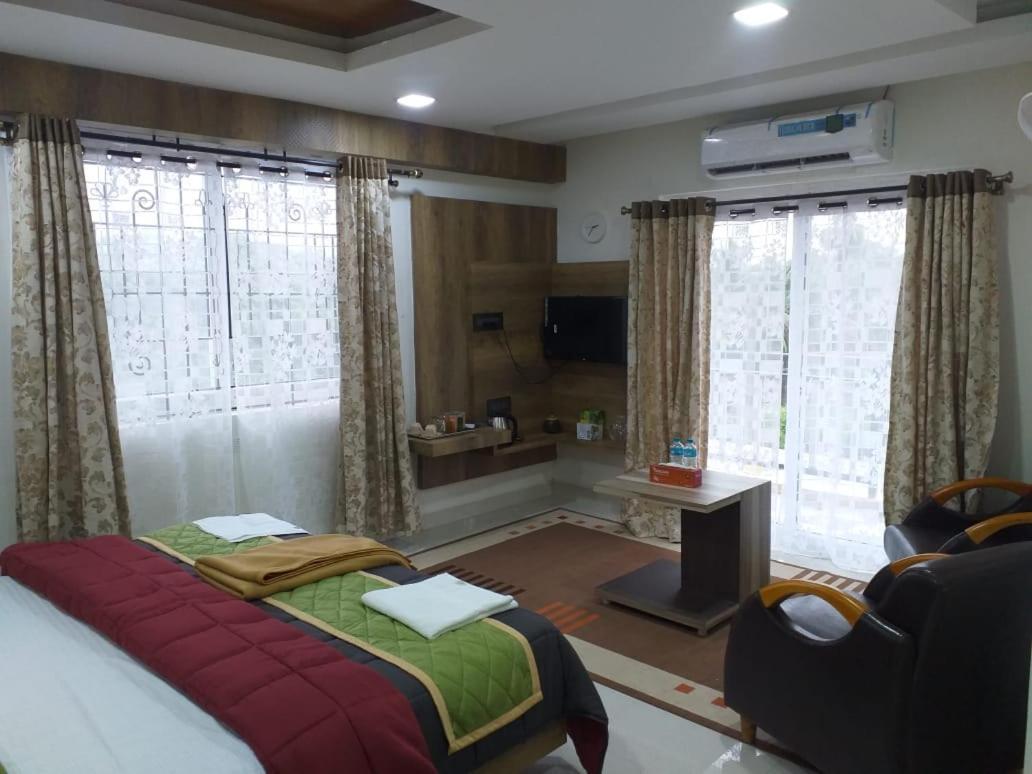 Grand Meridian Vinnamangalam Экстерьер фото