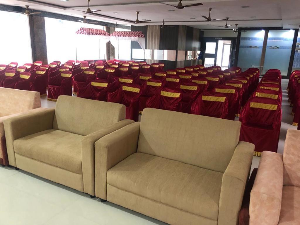 Grand Meridian Vinnamangalam Экстерьер фото