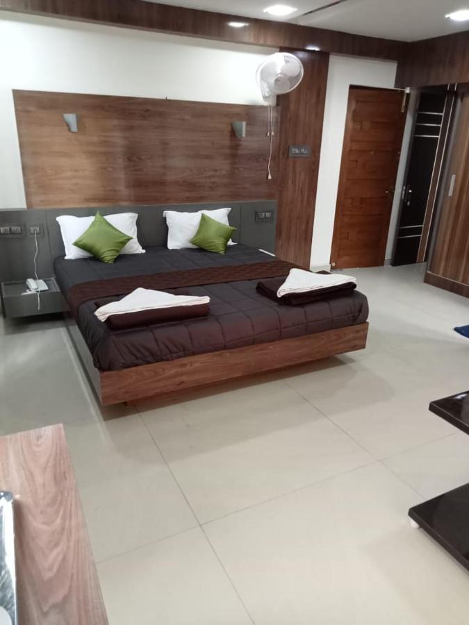 Grand Meridian Vinnamangalam Экстерьер фото